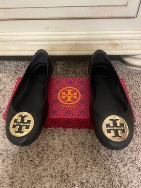 Tory Burch Black Leather Ballet Flats with Gold Logo Medallion